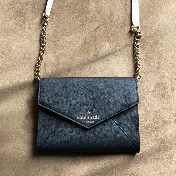 kate spade Handbags - Kate Spade crossbody